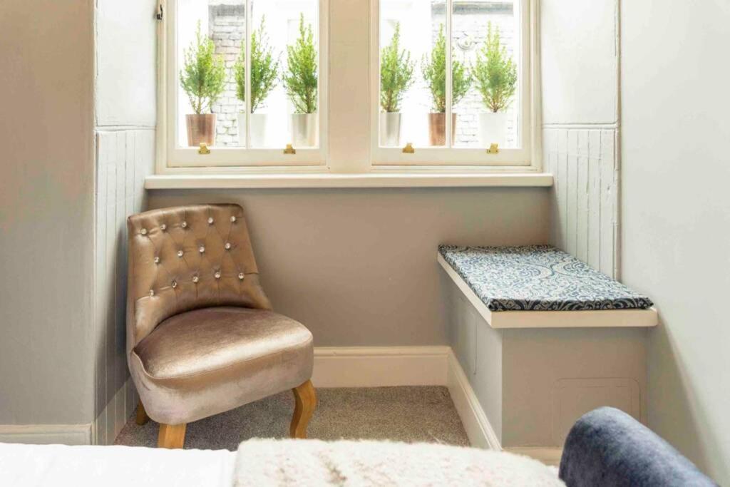 Spacious City Centre Apartment Full Of Character Inverness Eksteriør billede
